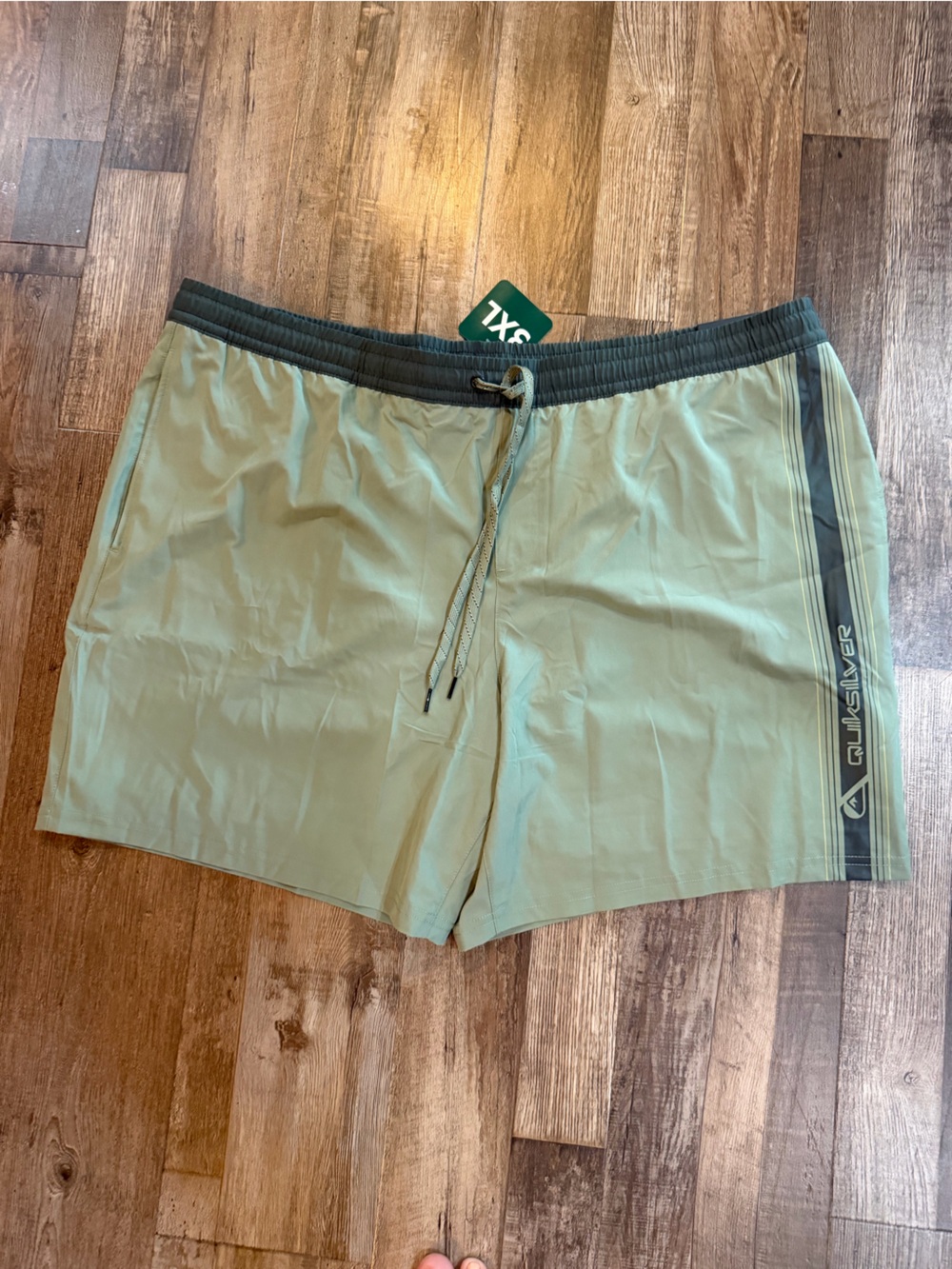 NWT Quicksilver 3x swim trunks